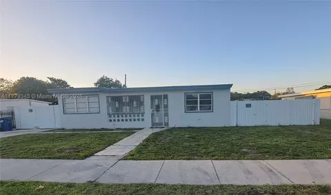 2501 NW 162nd St, Miami Gardens, FL 33054