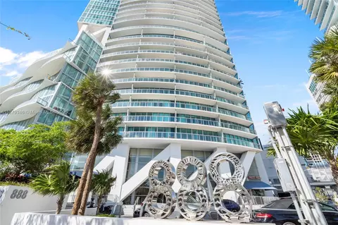 888 Biscayne Blvd #3812, Miami, FL 33132
