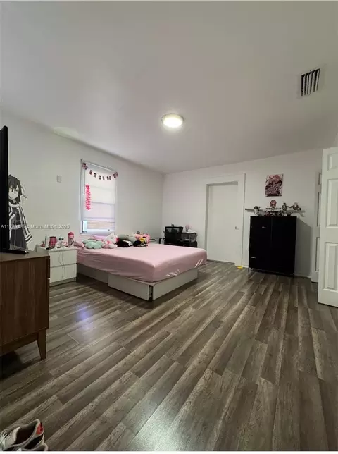 602 E 50th St, Hialeah, FL 33013 photo 11
