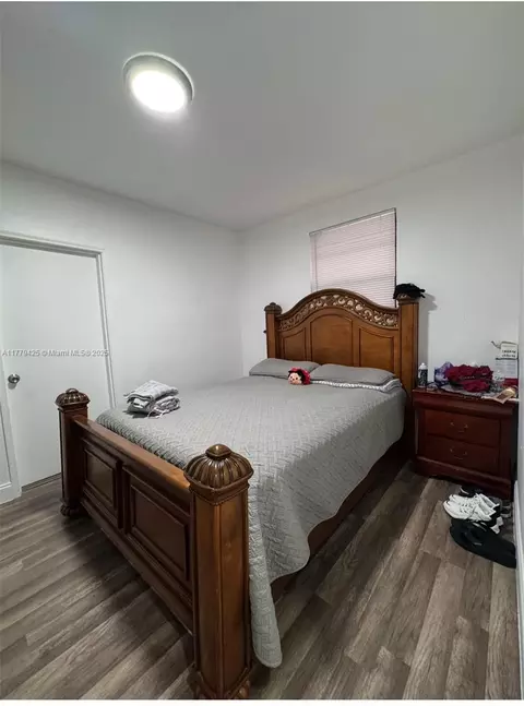 602 E 50th St, Hialeah, FL 33013 photo 8
