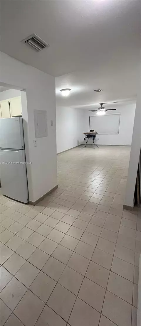 Other - 370 E 40th St #2, Hialeah, FL 33013 photo 2 of 4