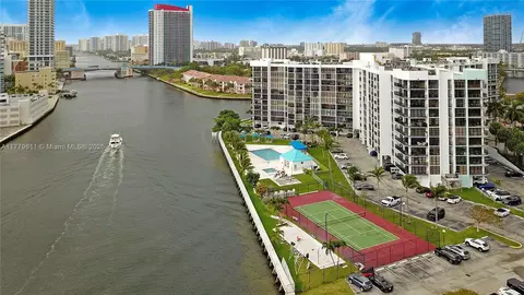 200 Leslie Dr #728, Hallandale Beach, FL 33009