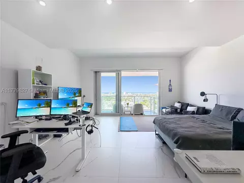 1000 West Ave #PH-06, Miami Beach, FL 33139