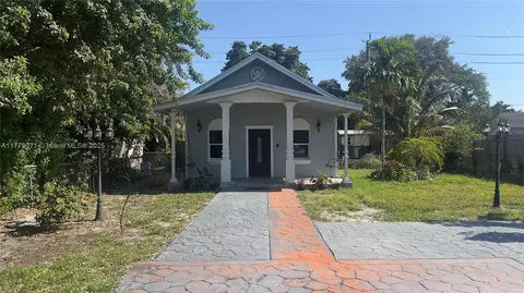 2218 Harding St, Hollywood, FL 33020