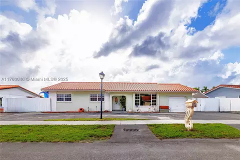 7310 SW 141st Ave, Miami, FL 33183