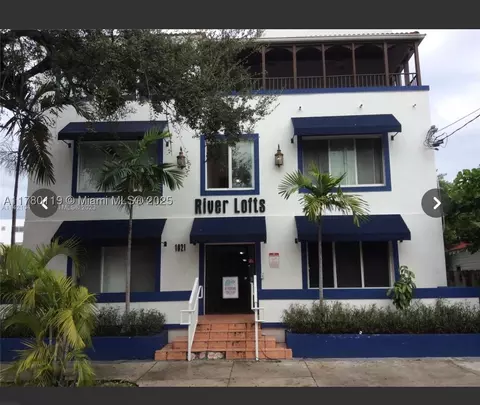 1021 NW 3rd St #302, Miami, FL 33128