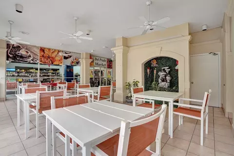 18061 Biscayne Blvd #802, Aventura, FL 33160