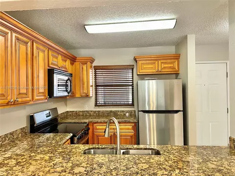 1620 Balfour Point Dr #G, West Palm Beach, FL 33411