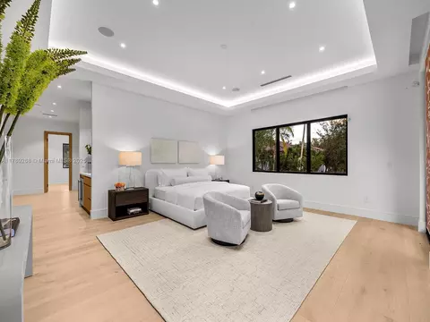 Bedroom - 5796 SW 91 St, Pinecrest, FL 33156 photo 1 of 1