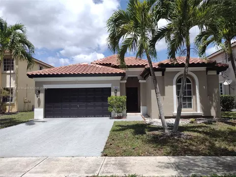 13847 SW 52nd St, Miramar, FL 33027