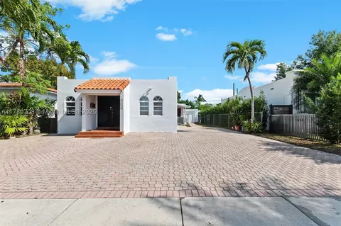 2225 SW 12th St, Miami, FL 33135