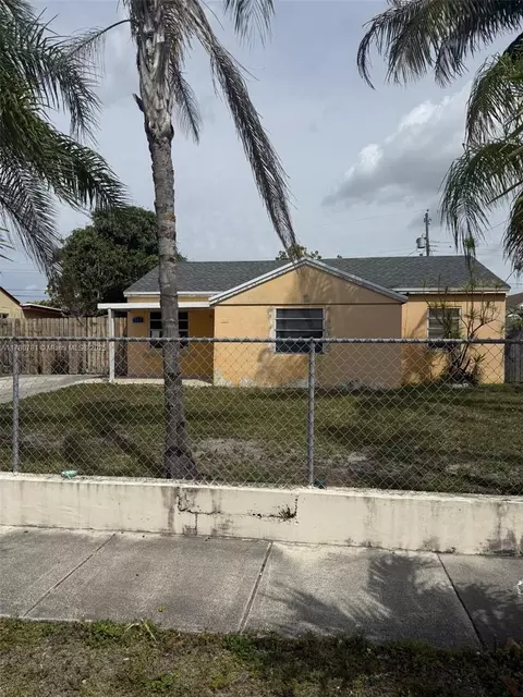 741 NE 2nd Pl, Hialeah, FL 33010
