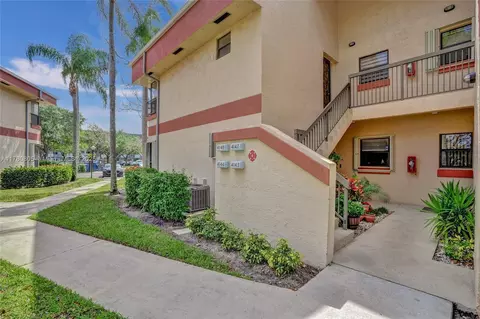 4144 Carambola Cir S #2142, Coconut Creek, FL 33066