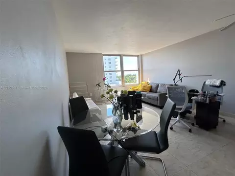 Other - 2899 Collins Ave #708, Miami Beach, FL 33140 photo 8 of 12