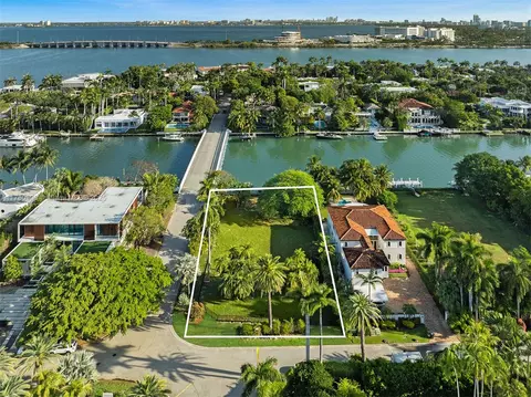 1635 W 27th St, Miami Beach, FL 33140