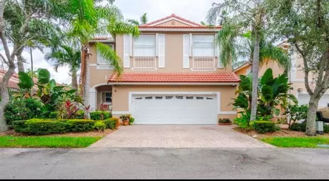 1410 Sweetbay Way, Hollywood, FL 33019