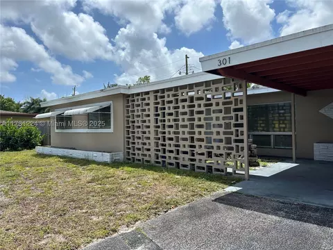 301 Pennsylvania Ave, Fort Lauderdale, FL 33312
