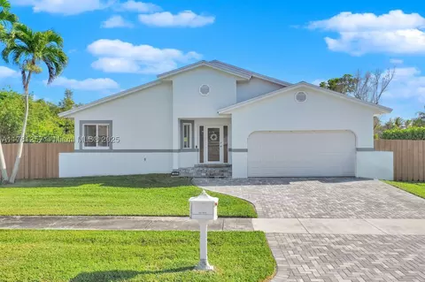 7840 SW 197th Ter, Cutler Bay, FL 33189