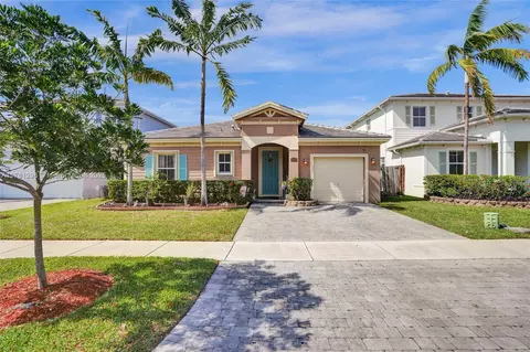 3371 NE 1st St, Homestead, FL 33033