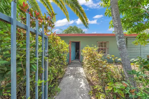 3220 Frow Ave, Miami, FL 33133