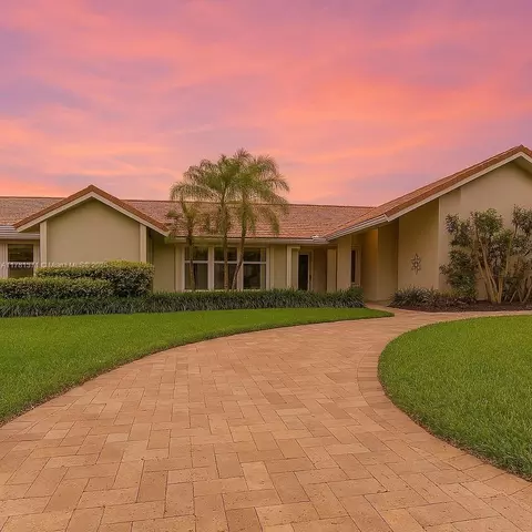 15624 SW 82nd Ct, Palmetto Bay, FL 33157