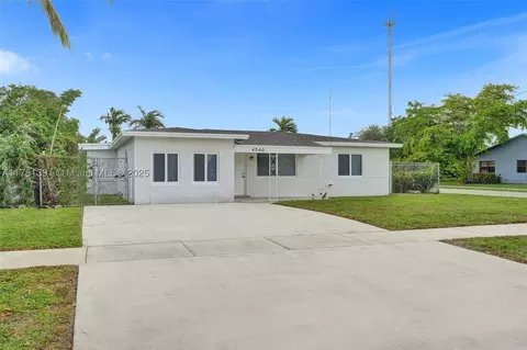 4540 SW 21st St, West Park, FL 33023