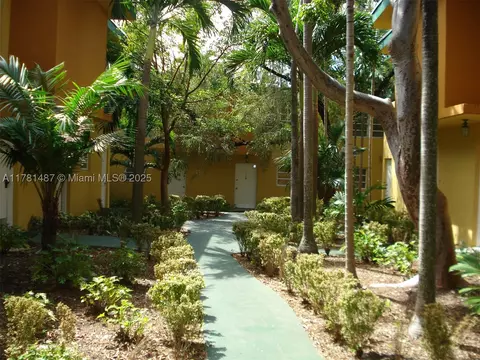 3000 Bird Ave #1C, Miami, FL 33133