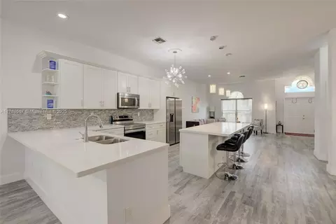1490 SW 159th Ave, Pembroke Pines, FL 33027