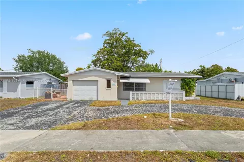 7525 Garfield St, Hollywood, FL 33024