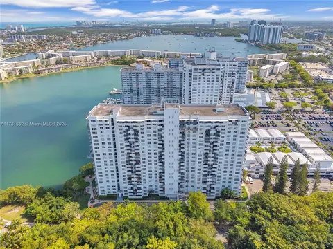 2780 NE 183rd St #1517, Aventura, FL 33160