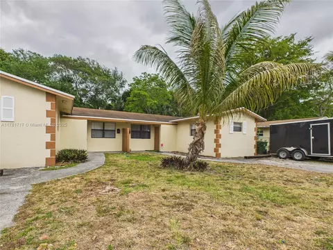 1905 SW 11th St, Fort Lauderdale, FL 33312