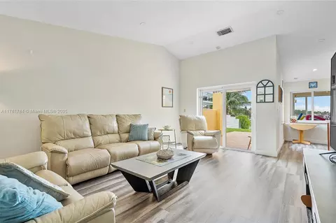 Living - 6340 NW 198th Ter, Hialeah, FL 33015 photo 2 of 2