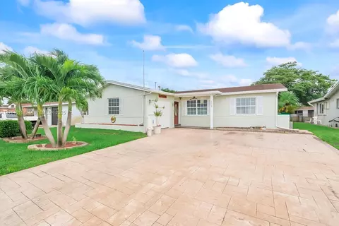 11461 NW 31st Pl, Sunrise, FL 33323