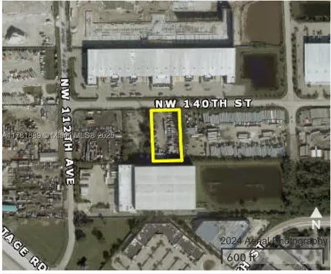 NW 140th St, Hialeah Gardens, FL 33018