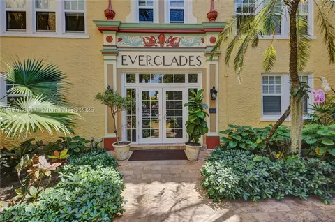 536 14th St #202, Miami Beach, FL 33139