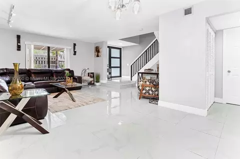 1451 NW 112th Ter, Pembroke Pines, FL 33026