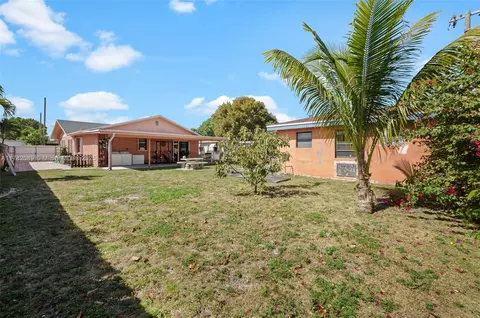 Exterior - 211 E 37th St, Hialeah, FL 33013 photo 5 of 7