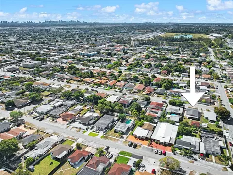 View/Area - 211 E 37th St, Hialeah, FL 33013 photo 9 of 10