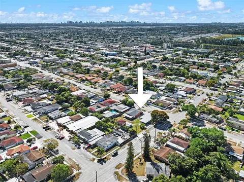 View/Area - 211 E 37th St, Hialeah, FL 33013 photo 8 of 10