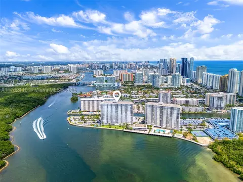 500 Bayview Dr #1418, Sunny Isles Beach, FL 33160
