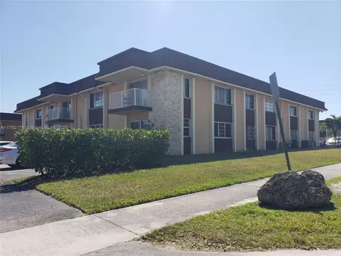 5575 SW 77th Ct #103B, Miami, FL 33155
