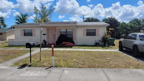 2320 NW 183rd St, Miami Gardens, FL 33056