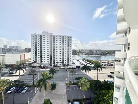 3001 S Ocean Dr #937, Hollywood, FL 33019