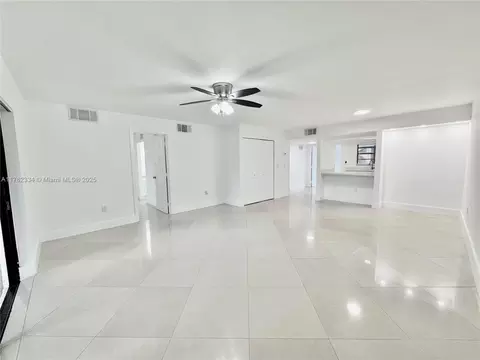 8632 NW 34th Pl #C102, Sunrise, FL 33351