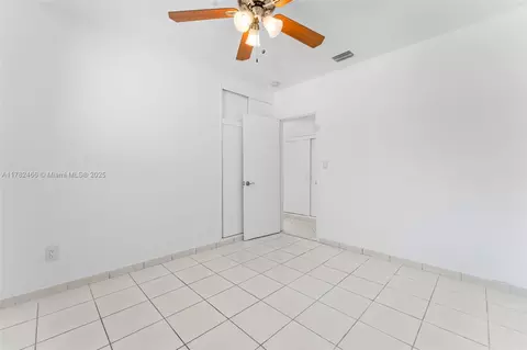 729 W 50th Pl, Hialeah, FL 33012 photo 31