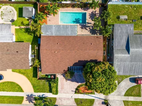 729 W 50th Pl, Hialeah, FL 33012 photo 43