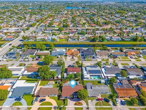 729 W 50th Pl, Hialeah, FL 33012 photo 44