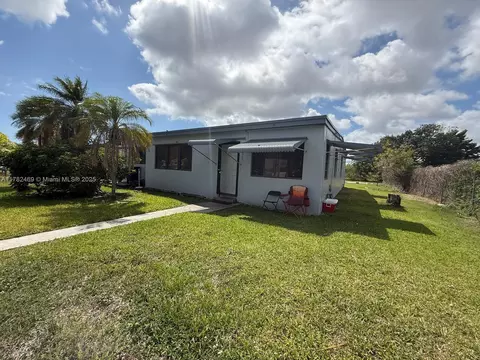 11840 SW 221st St, Miami, FL 33170