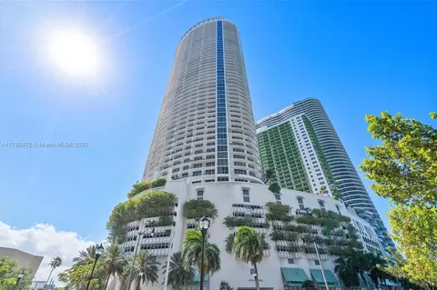 1750 N Bayshore Dr #3106, Miami, FL 33132
