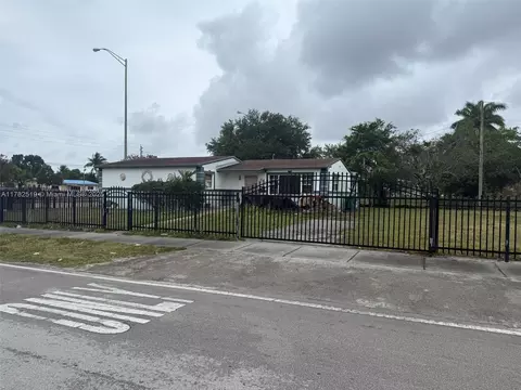 18300 NW 10th Ct, Miami Gardens, FL 33169